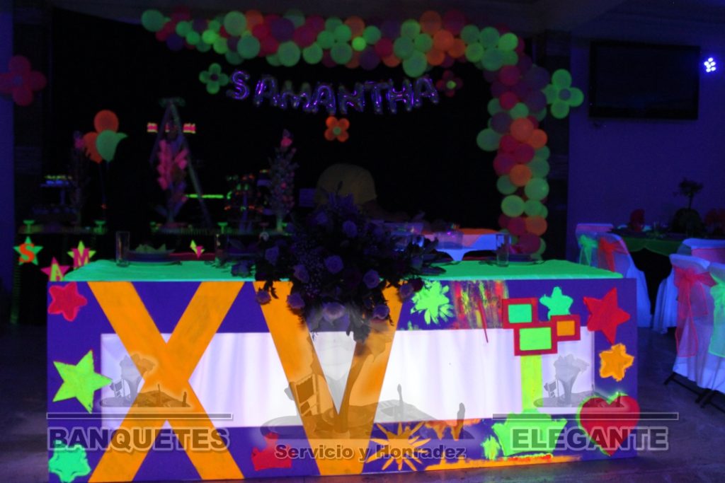 0010 BANQUETES-EVENTOS NEON
