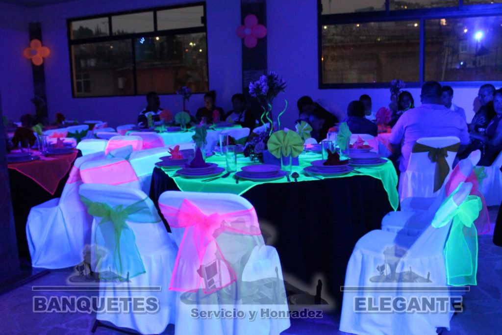 0011 BANQUETES-EVENTOS NEON