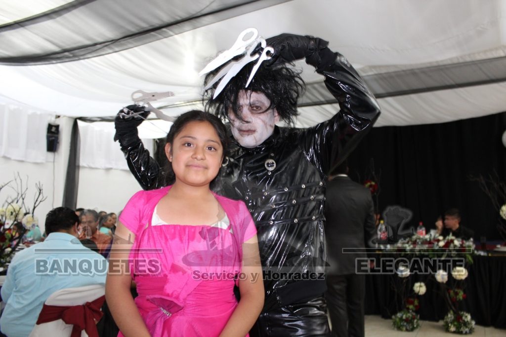 0012 BANQUEETES-FIESTA TEMATICA