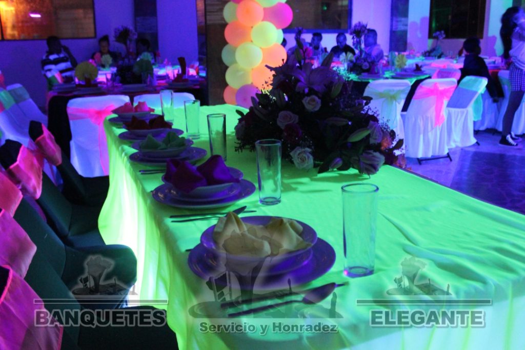008 BANQUETES-EVENTOS NEON