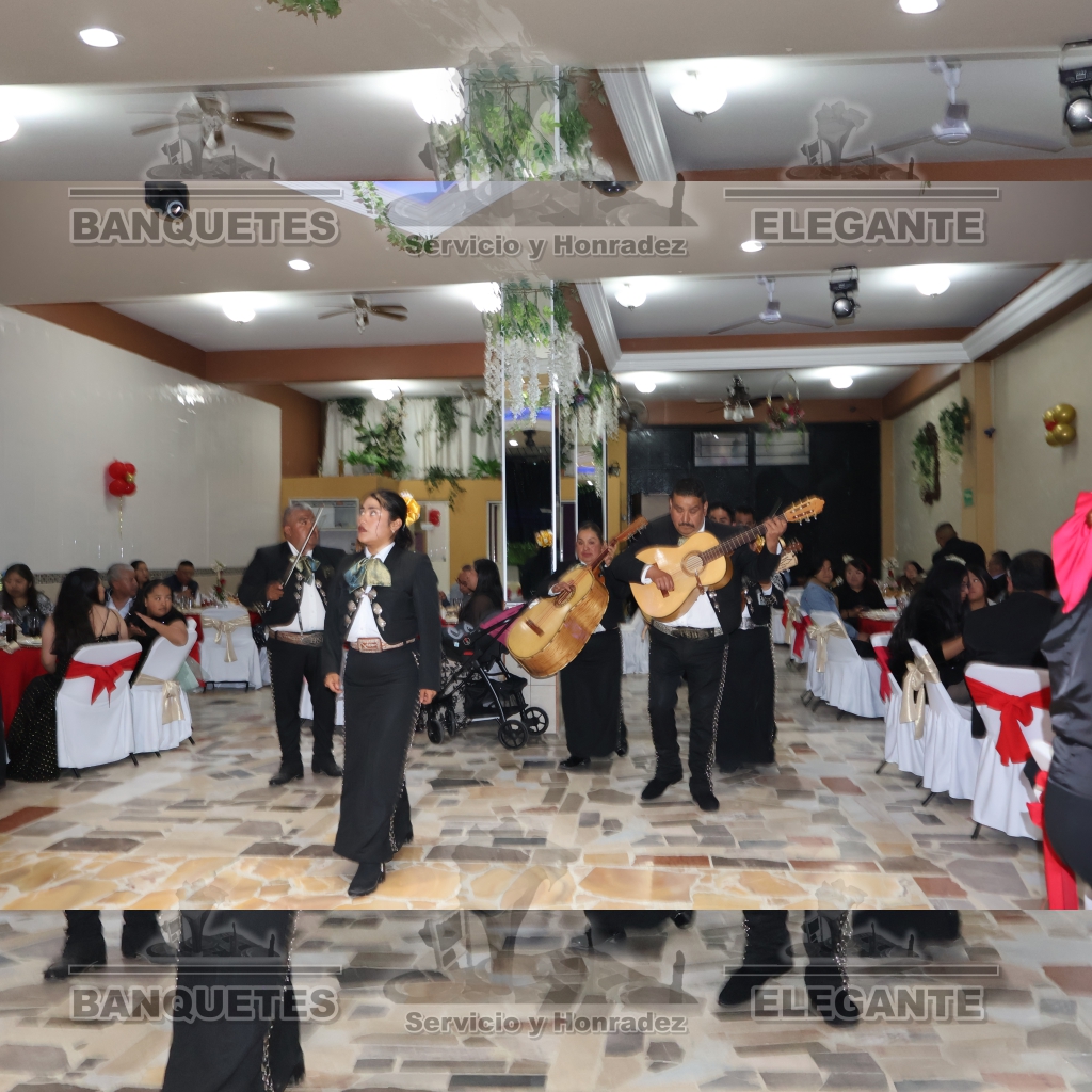 MARICHIS BANQUETES (1)
