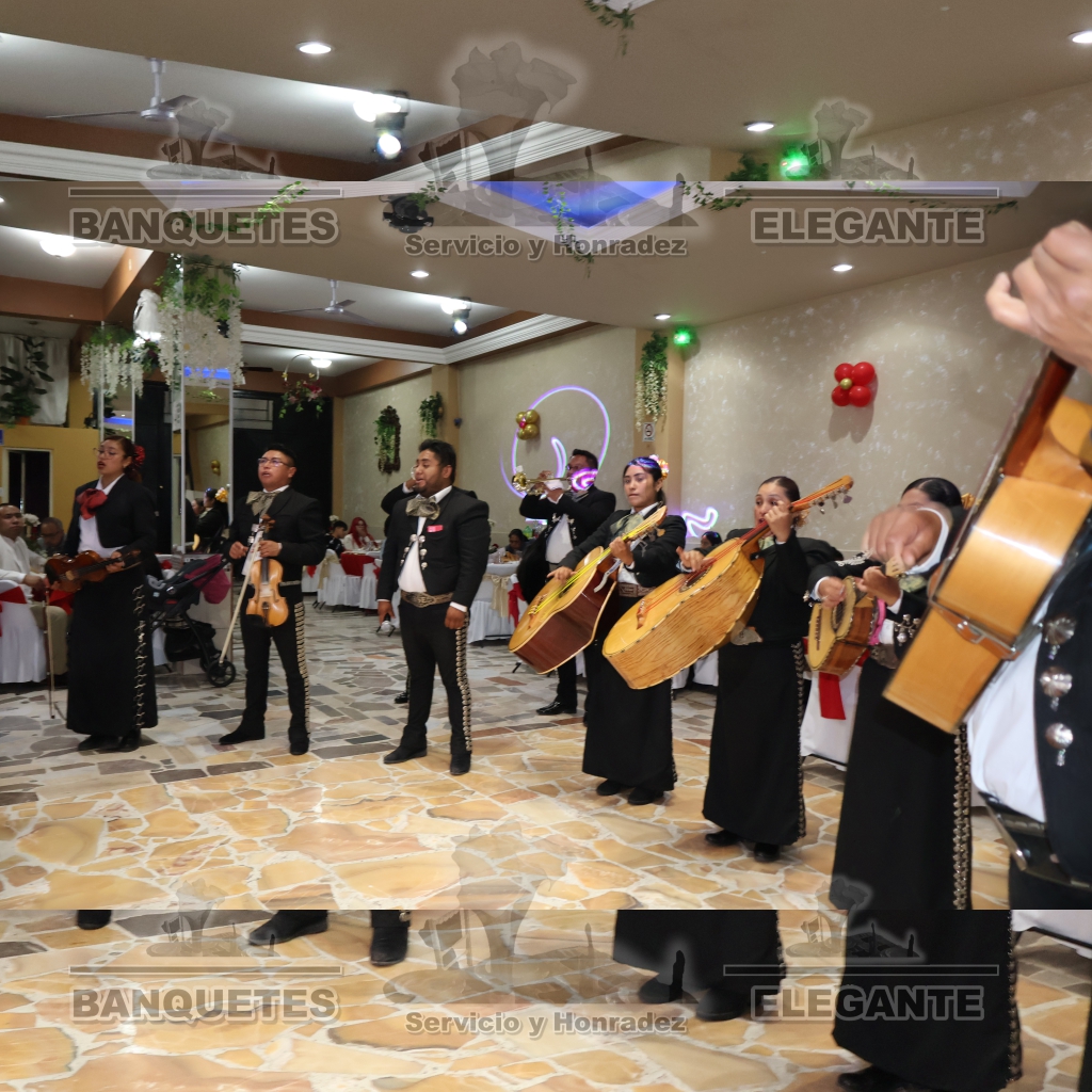 MARICHIS BANQUETES (4)